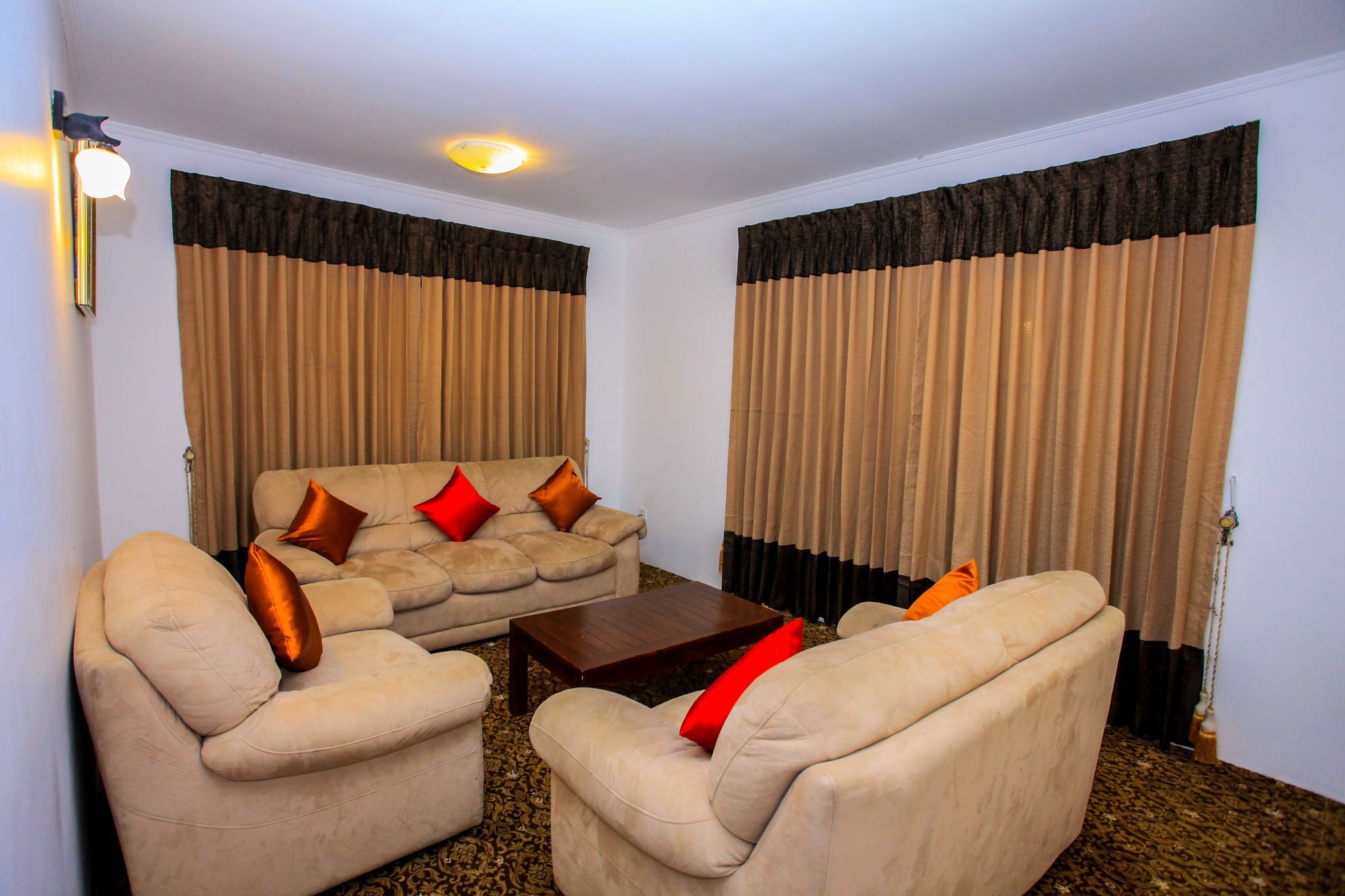 La Cottage Boutique Hotel & Restaurant Nuwara Eliya Exterior foto